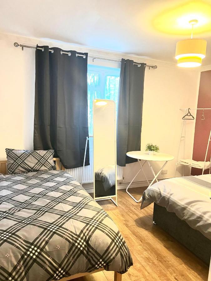Large Room With Two Bed In Central 런던 외부 사진